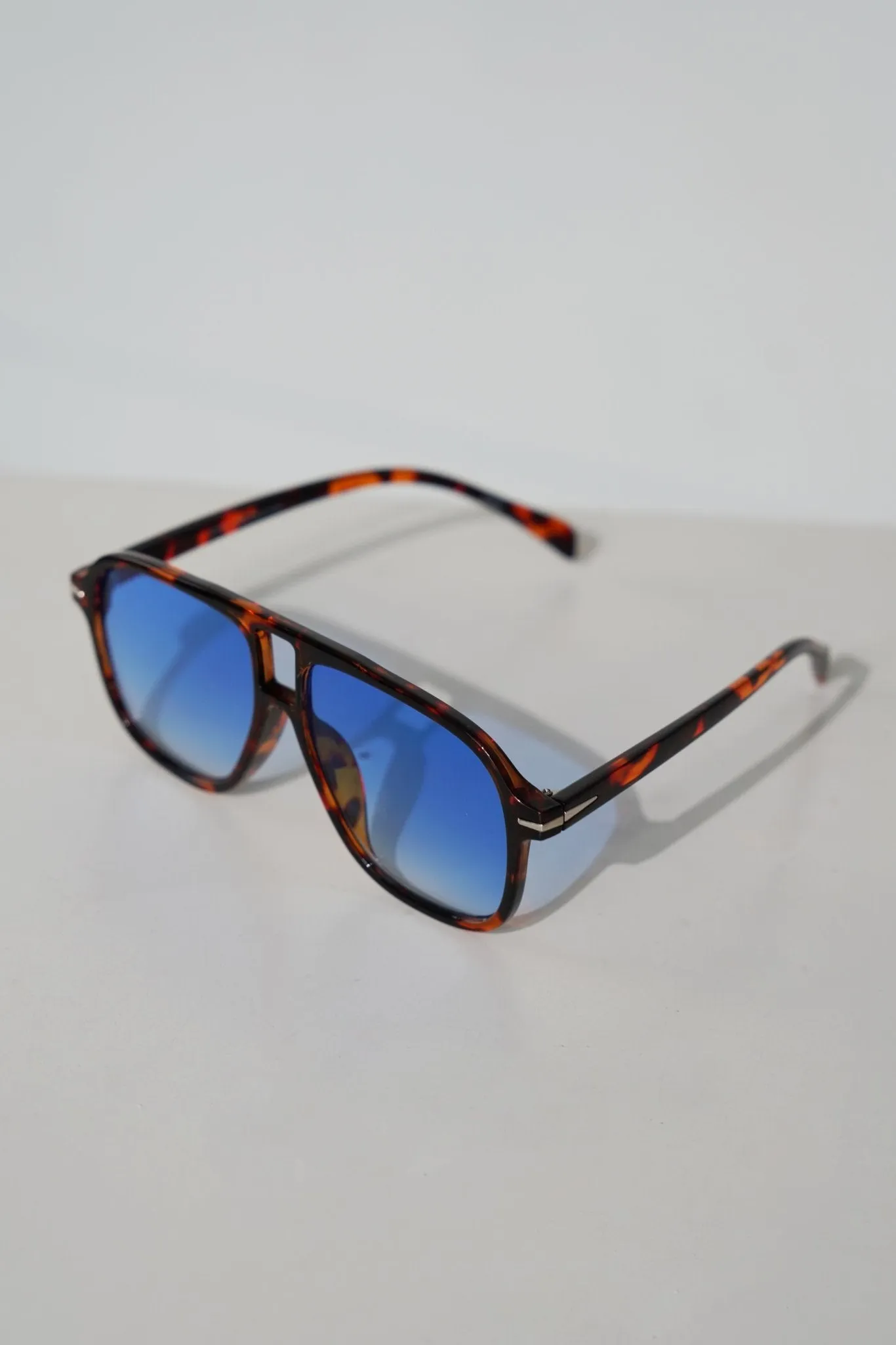 Oversized Retro Blue Tint and Torqoise Summer Sunglasses